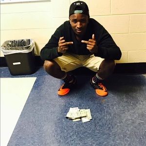 Meet your Posher, Akim